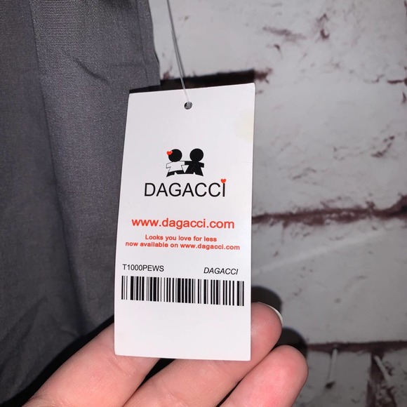 Dagacci women’s scrub tops - set of 2 (size small) - Picture 10 of 11